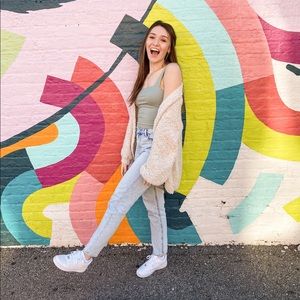 Meet your Posher, Mallory